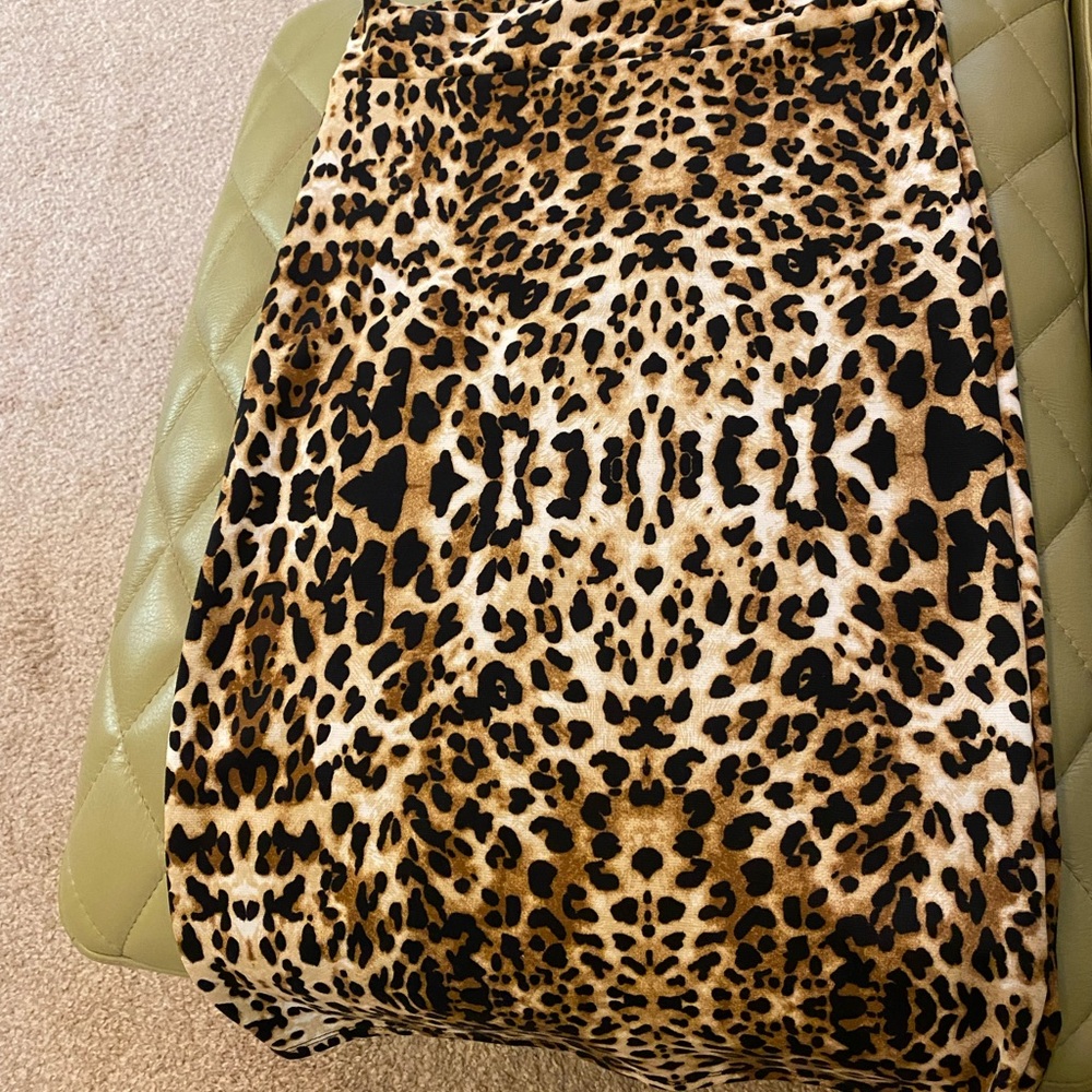 HERSHE Ladies Size S Animal Print Skirt NWOT - Picture 5 of 5